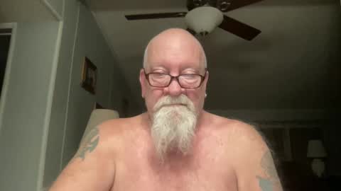 Snapshot of kcbace61760 chatting on January 12, 7:11 am kcbace61760 online show from January 12, 7:11 am