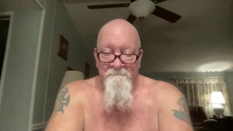 Snapshot of kcbace61760 chatting on January 30, 1:22 am kcbace61760 online show from January 30, 1:22 am