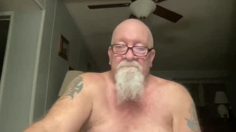 Snapshot of kcbace61760 chatting on March 1, 1:22 am kcbace61760 online show from March 1, 1:22 am