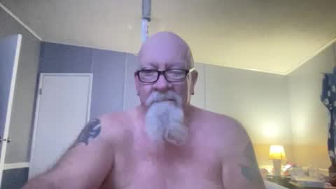 Snapshot of kcbace61760 chatting on December 23, 4:32 am kcbace61760 online show from December 23, 4:32 am