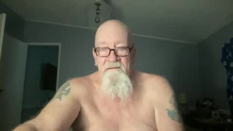 Snapshot of kcbace61760 chatting on June 21, 11:40 pm kcbace61760 online show from June 21, 11:40 pm