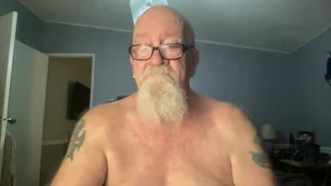 Snapshot of kcbace61760 chatting on July 4, 12:28 am kcbace61760 online show from July 4, 12:28 am