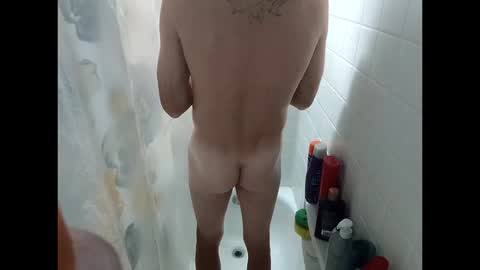 Snapshot of kcbro24 chatting on October 20, 1:44 pm kcbro24 online show from October 20, 1:44 pm