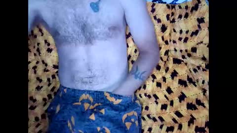 Snapshot of kcbro24 chatting on October 31, 1:45 pm kcbro24 online show from October 31, 1:45 pm