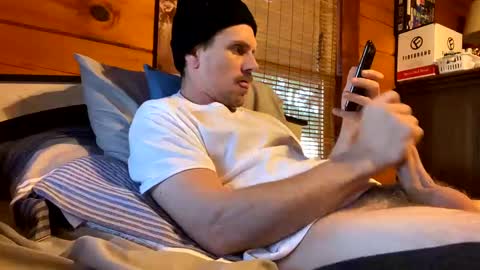 Snapshot of kcdowdy90 chatting on January 1, 8:58 pm rowdy6969 online show from January 1, 8:58 pm