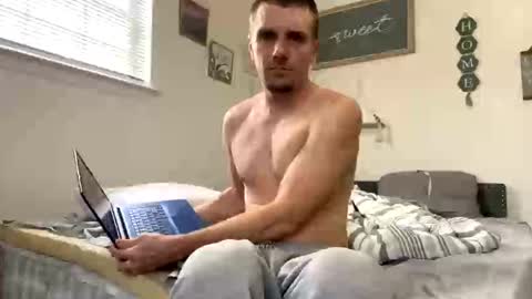Snapshot of kcdowdy90 chatting on September 24, 12:19 pm rowdy6969 online show from September 24, 12:19 pm