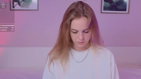 Snapshot of kebesheska chatting on September 13, 2:28 pm Seb Polly Roxy Jonny online show from September 13, 2:28 pm