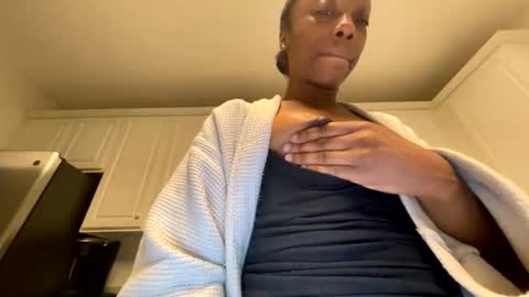 Keephimcum69me online show from April 11, 2:16 am