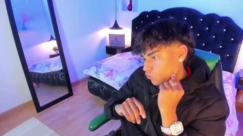 Keevin online show from March 8, 12:52 pm