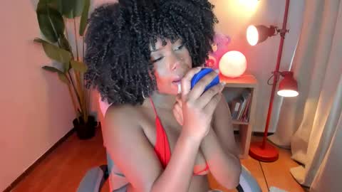 Kehlannis online show from February 9, 8:13 pm