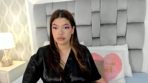 Keiira Fox online show from March 29, 11:32 am