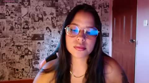 Snapshot of keikim_ chatting on January 11, 9:25 pm Kimk online show from January 11, 9:25 pm