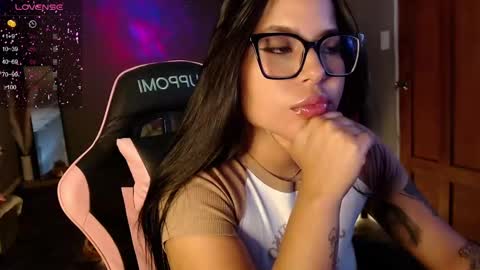 Snapshot of keikim_ chatting on October 8, 9:34 pm Kimk online show from October 8, 9:34 pm