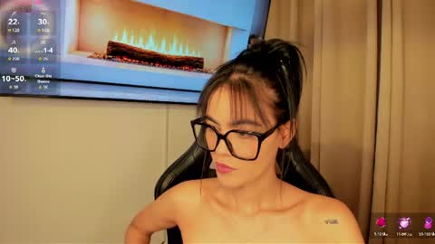 Keily brox online show from July 23, 8:51 pm
