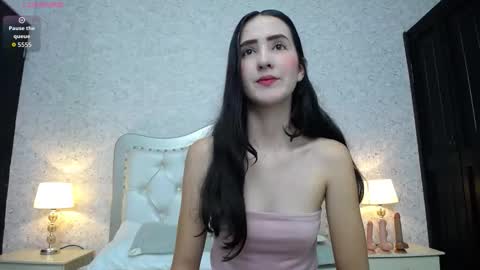 Snapshot of keily_garcia chatting on January 6, 11:25 am Keily online show from January 6, 11:25 am