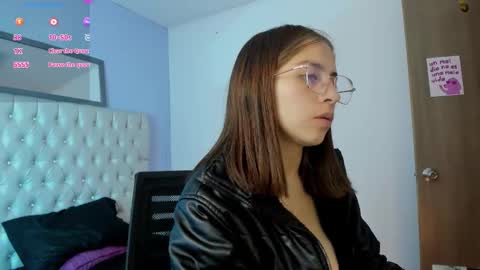 Snapshot of keilymorgan_ chatting on December 4, 1:26 am Keily Morgan online show from December 4, 1:26 am