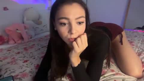 keira online show from December 1, 12:15 am