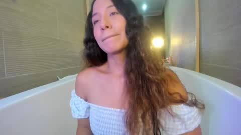 Snapshot of keiry_gonzalez23_aws chatting on September 21, 1:51 am keiry_gonzalez23_aws online show from September 21, 1:51 am