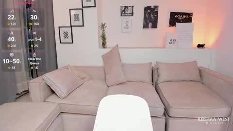 Snapshot of keisha_west chatting on October 26, 9:15 am Keisha online show from October 26, 9:15 am