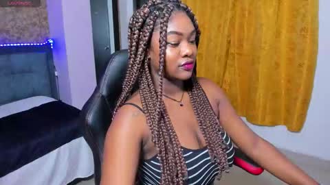 Snapshot of keishe_anderson chatting on December 18, 7:20 pm Keisha online show from December 18, 7:20 pm