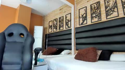 keisy_sanchez online show from January 15, 11:15 am