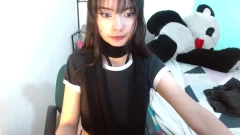 Snapshot of keity_russo03 chatting on October 30, 4:08 pm annie rosse16 online show from October 30, 4:08 pm