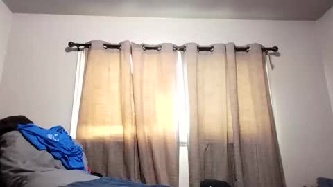 Snapshot of kellasjeffrey chatting on May 11, 8:17 pm kellasjeffrey online show from May 11, 8:17 pm