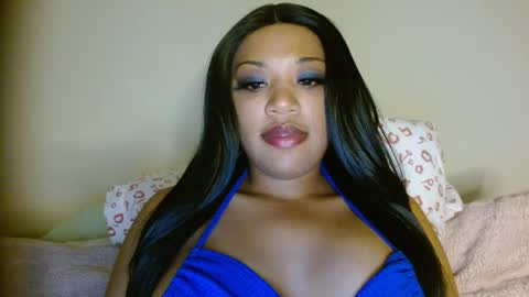 Snapshot of kelliecapri chatting on January 5, 1:45 am Kellie online show from January 5, 1:45 am