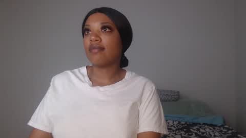 Snapshot of kelliecapri chatting on January 8, 9:12 pm Kellie online show from January 8, 9:12 pm