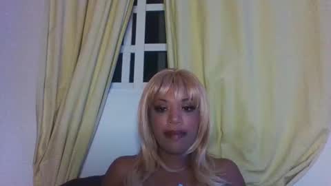 Kellie online show from February 1, 5:17 am