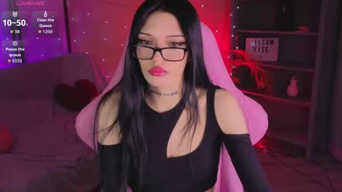 Kelly online show from April 9, 12:10 pm