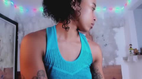 kelly__thomson online show from February 19, 12:33 pm