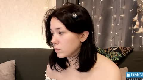 Kelly online show from April 12, 10:53 am