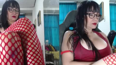 Snapshot of kelly_squirting chatting on May 28, 8:28 pm KELLY online show from May 28, 8:28 pm