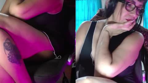 Snapshot of kelly_squirting chatting on June 1, 4:41 pm KELLY online show from June 1, 4:41 pm