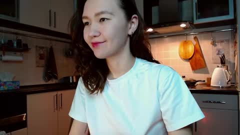 Kelly online show from March 12, 9:03 pm