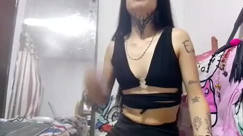Snapshot of kellyandkataleya chatting on September 30, 3:33 am kelly  kata Lovense is on PVT ALWAYS OPEN  online show from September 30, 3:33 am