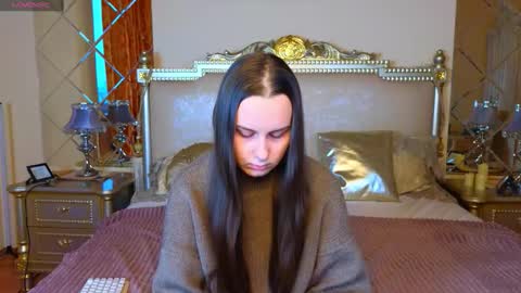 Im Kelly online show from February 5, 11:59 am