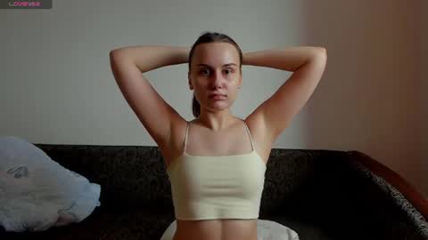 Im Kelly online show from July 7, 4:15 am