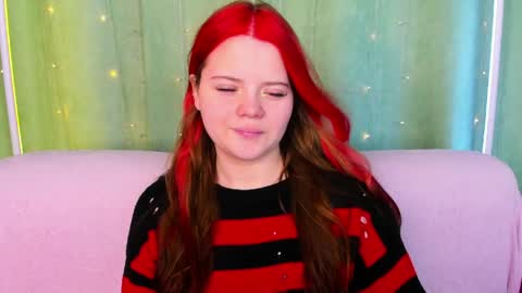 Kellyfiery online show from April 12, 8:30 am