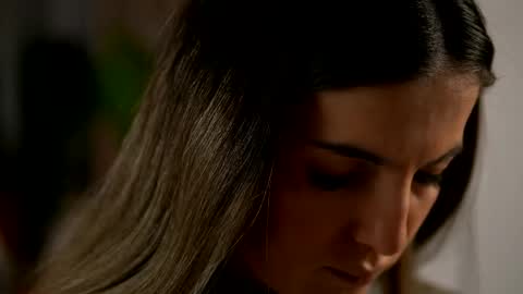 Denise online show from April 9, 2:33 am