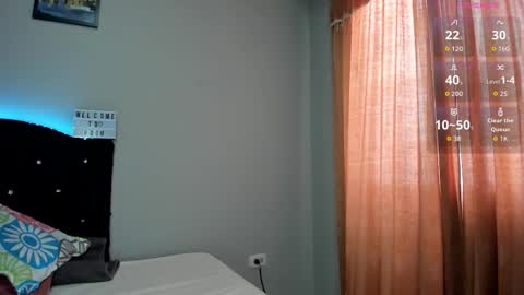 Snapshot of kellymillian_ chatting on November 2, 9:06 pm kellyMillian online show from November 2, 9:06 pm