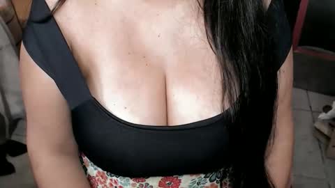 Kellyshow online show from September 9, 6:40 pm