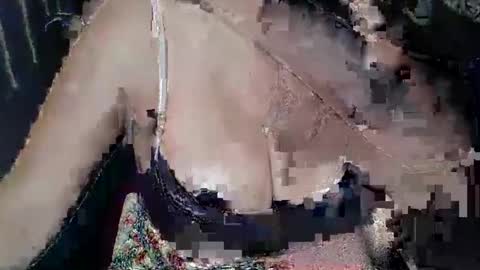 Kellyshow online show from April 4, 5:43 pm