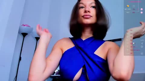kellysmits online show from May 21, 7:26 am