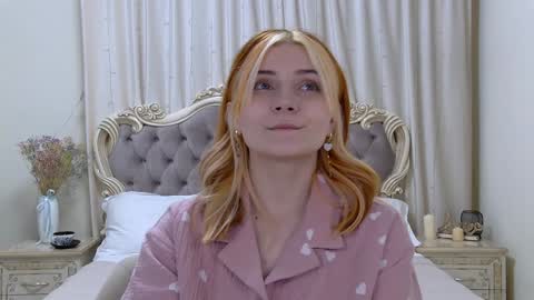 Kelly Stoneys online show from February 5, 3:34 am