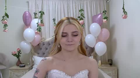 Kelly Stoneys online show from February 14, 12:36 pm