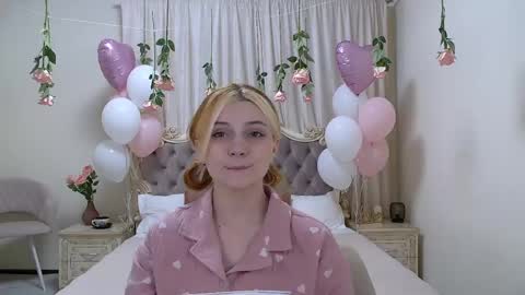 Kelly Stoneys online show from February 19, 12:46 am