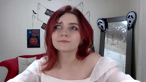 Kelly Stoneys online show from November 1, 5:31 am