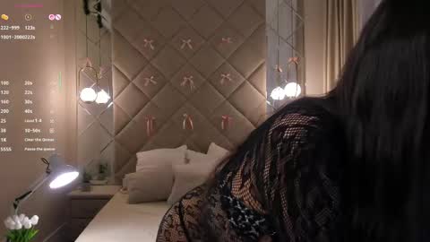 kellyy_bern online show from April 23, 2:02 am